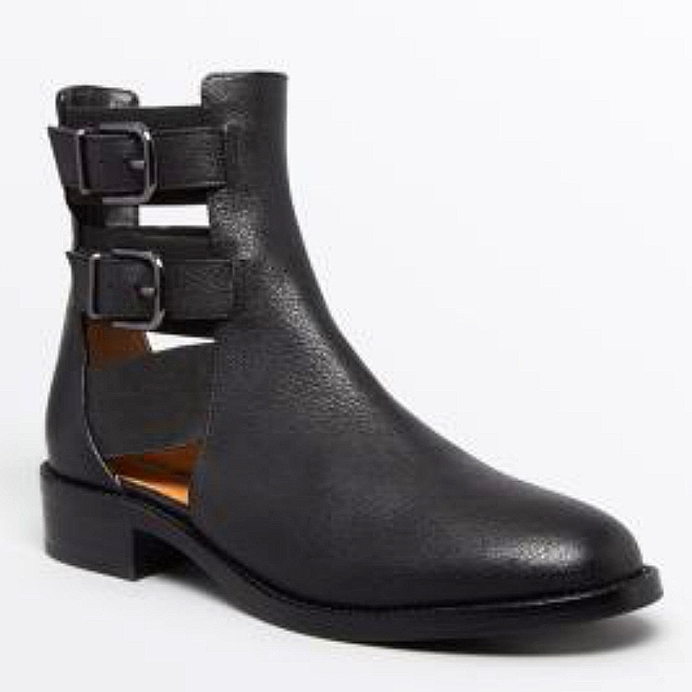 NWOB Via Spiga Birna Boots